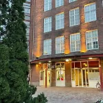 Apartment Factory Loft With Sauna Turku