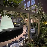 Factory Loft With Sauna *